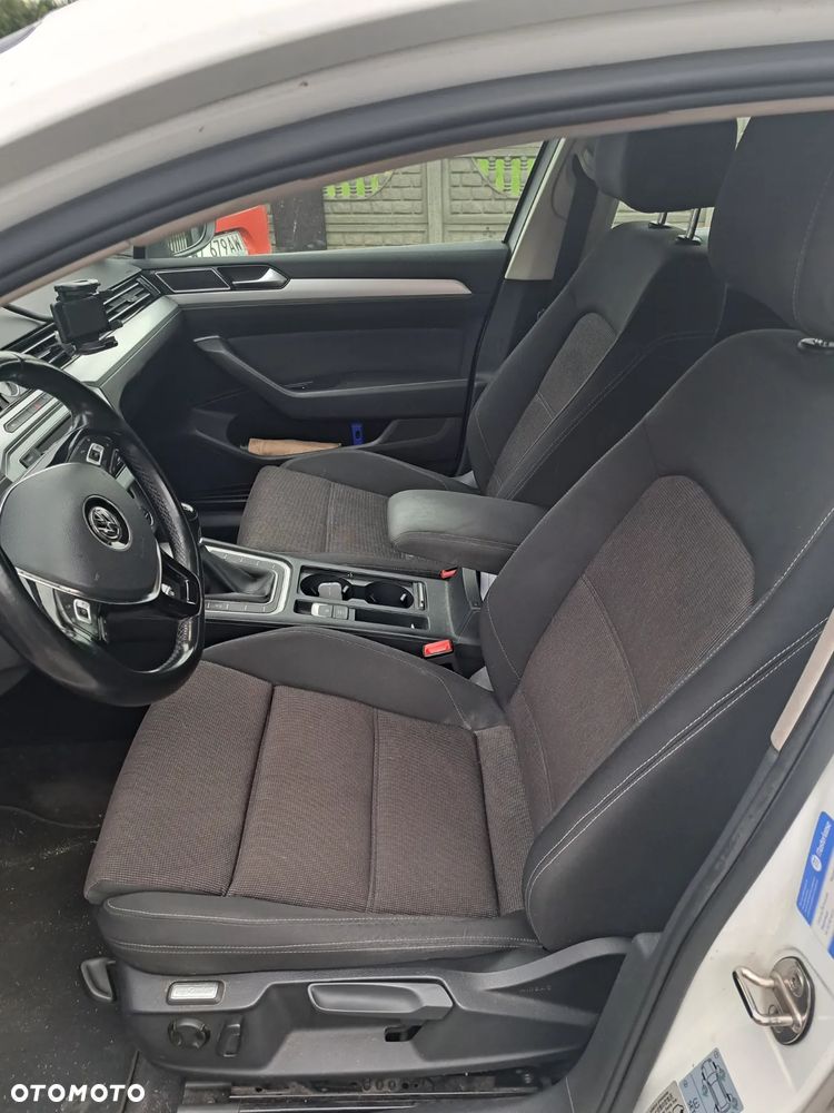 Volkswagen Passat 2.0 TDI BMT Comfortline - 6