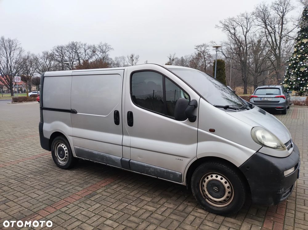 Opel Vivaro - 2