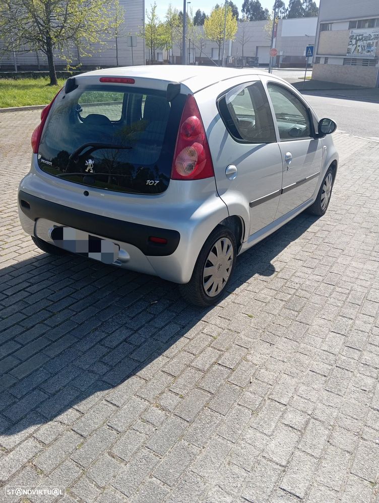Peugeot 107 1.0 Urban Style - 8