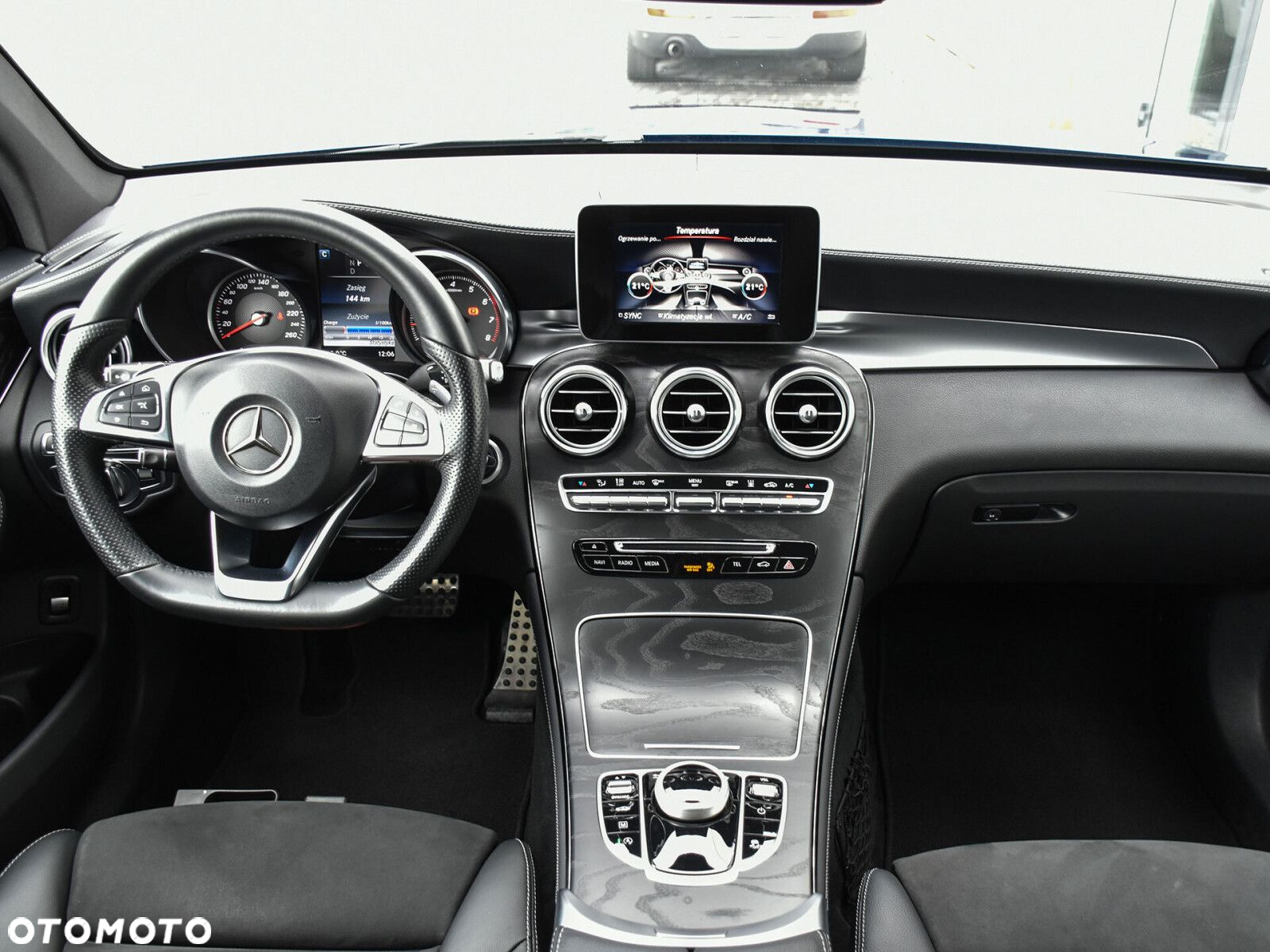 Mercedes-Benz GLC - 3