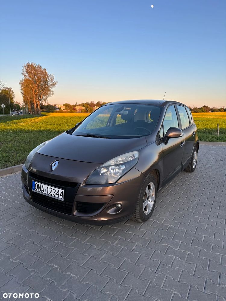 Renault Scenic 1.5 dCi Emotion - 3