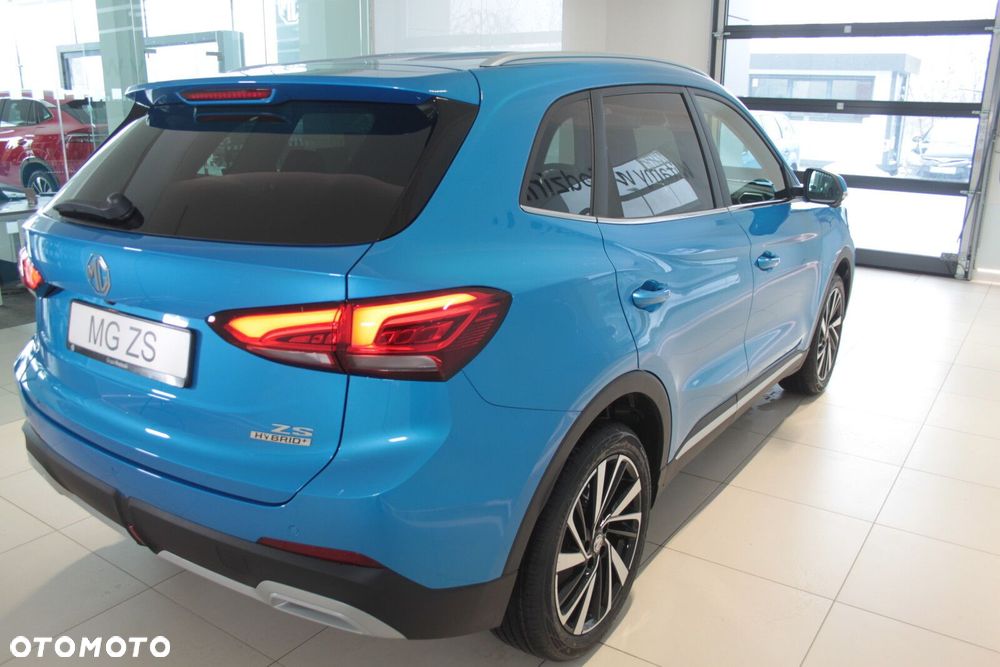 MG ZS Hybrid+ - 18
