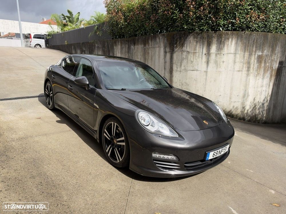 Porsche Panamera Platinum Edition - 16