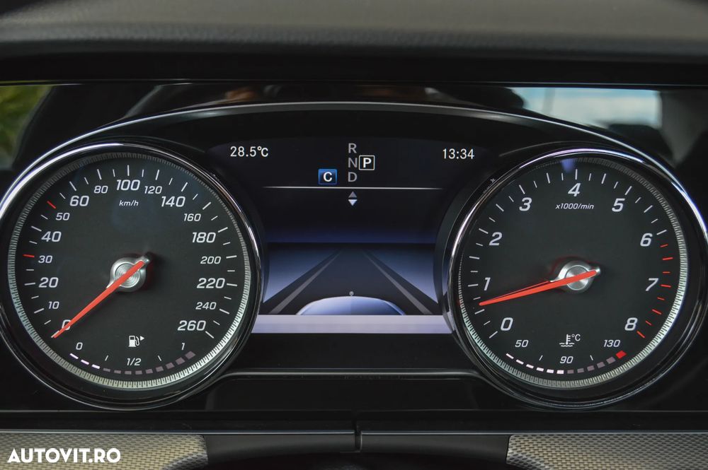 Mercedes-Benz E 200 4MATIC 9G-TRONIC Avantgarde - 20