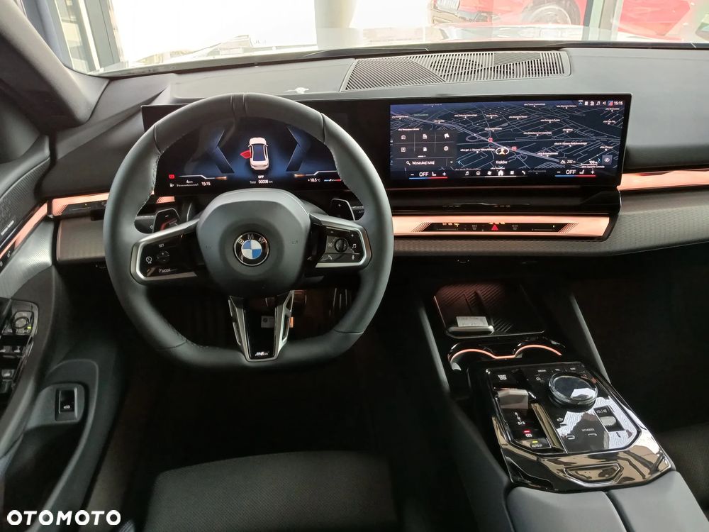 BMW Seria 5 520d xDrive mHEV - 18