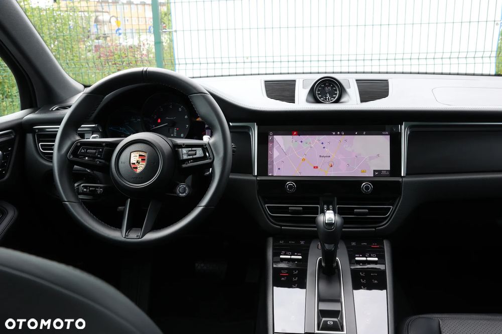 Porsche Macan T - 21