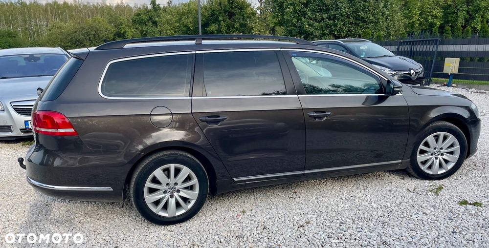 Volkswagen Passat Variant 2.0 Blue TDI DSG SCR Comfortline - 6