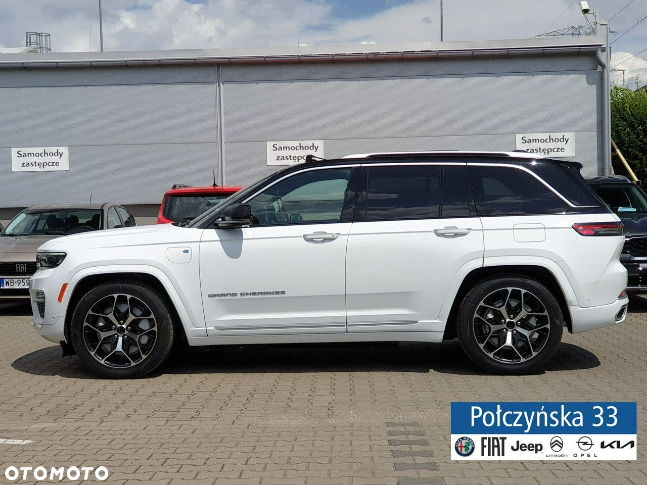 Jeep Grand Cherokee - 11