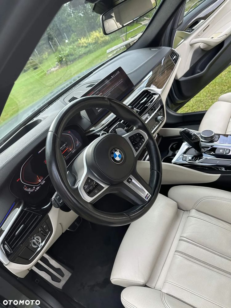 BMW Seria 5 - 10