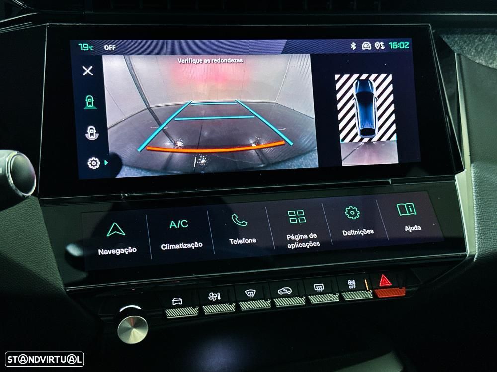 Peugeot 408 1.2 PureTech Allure Pack EAT8 - 33