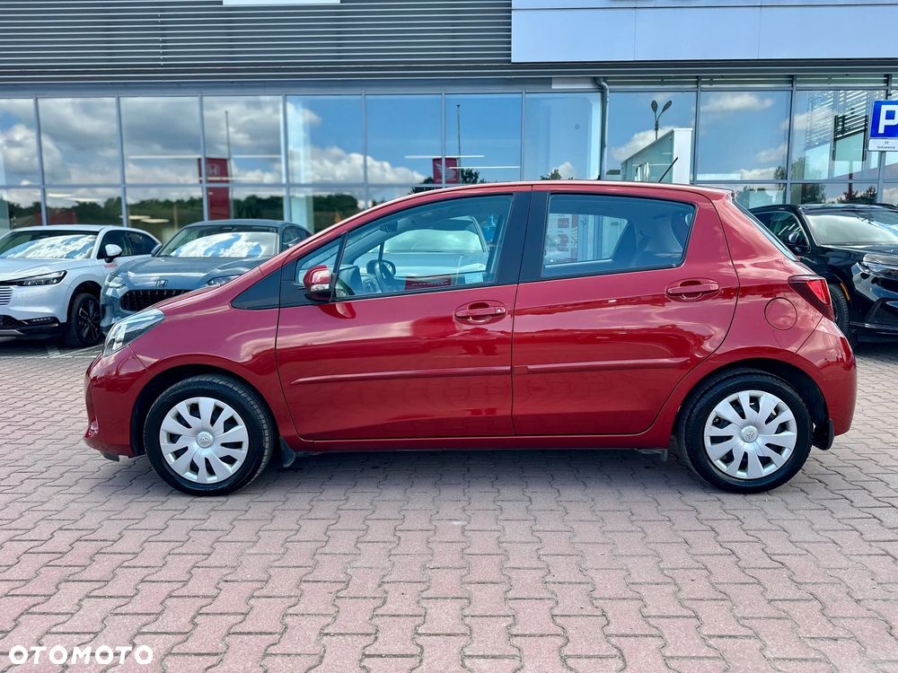 Toyota Yaris 1.33 Premium - 5