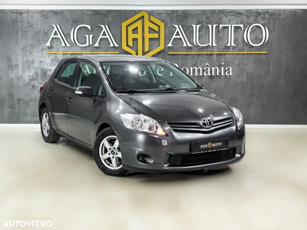 Toyota Auris - 2