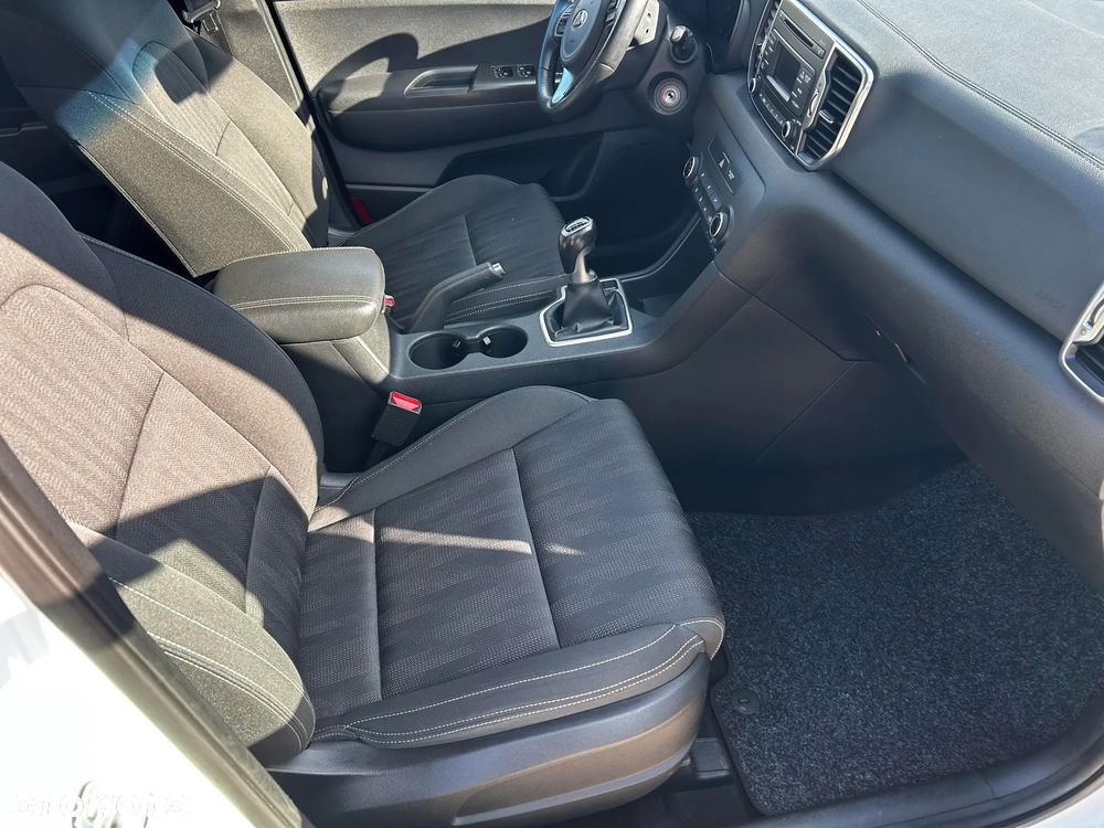 Kia Sportage 1.6 GDI 2WD VISION - 6