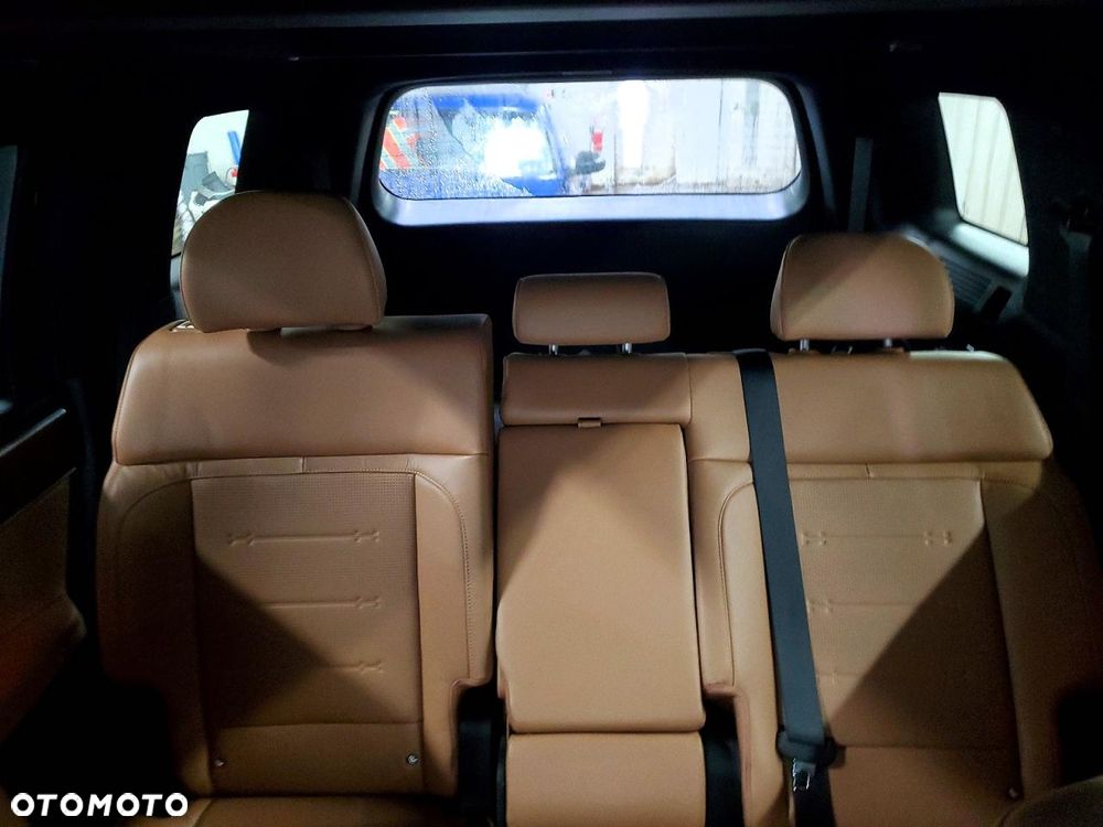 Hyundai Santa Fe - 8