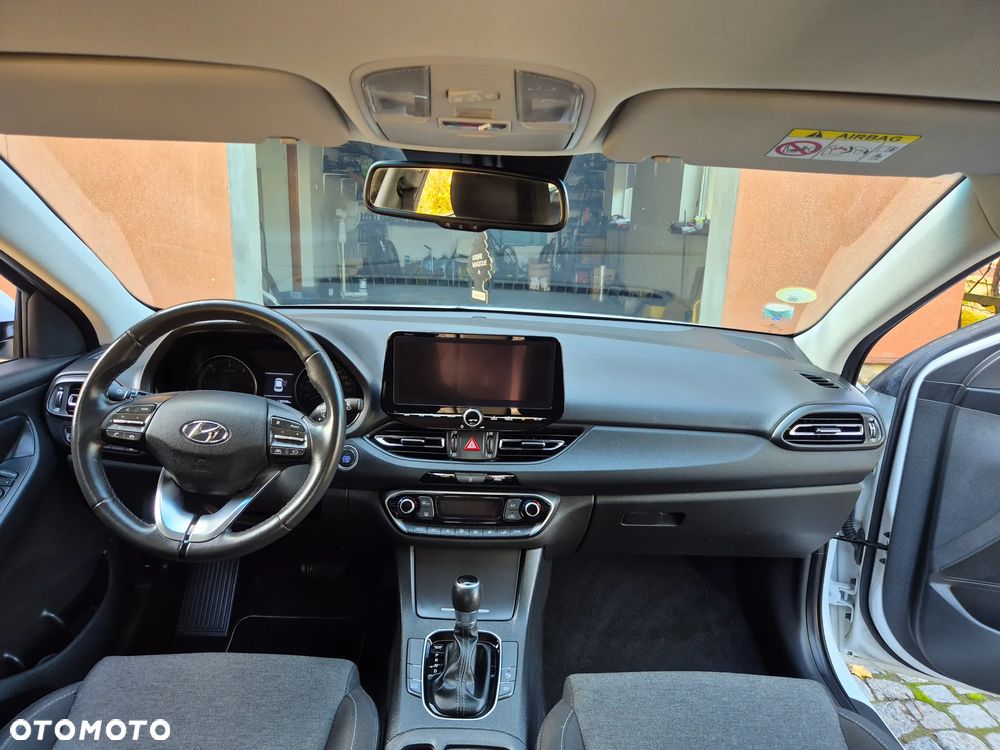 Hyundai i30 1.6 CRDI DCT Intro - 35