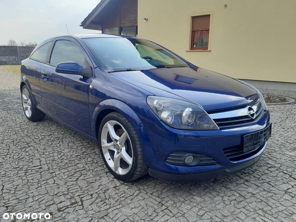 Opel Astra 2.0 Turbo Sport - 2