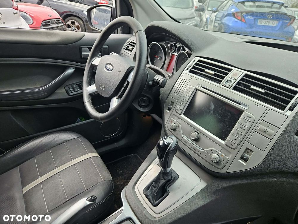 Ford Kuga 2.0 TDCi 4x4 Titanium - 8
