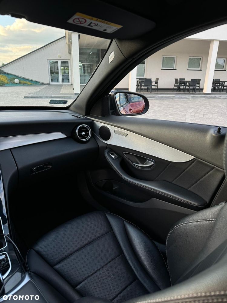 Mercedes-Benz Klasa C 200 4-Matic 7G-TRONIC - 15