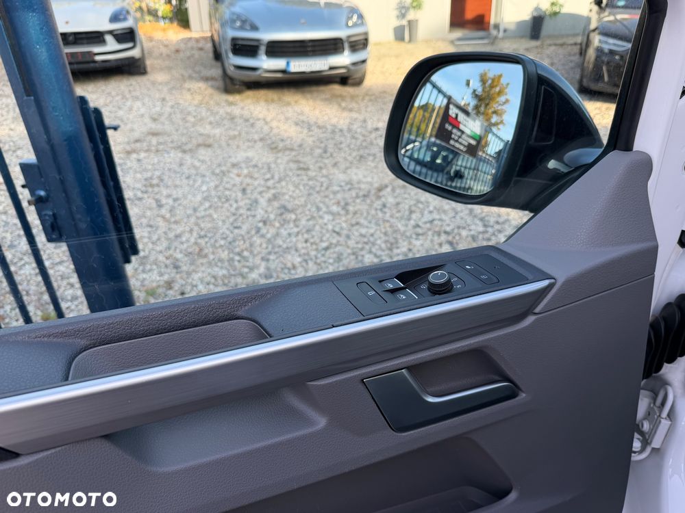 Volkswagen California - 15
