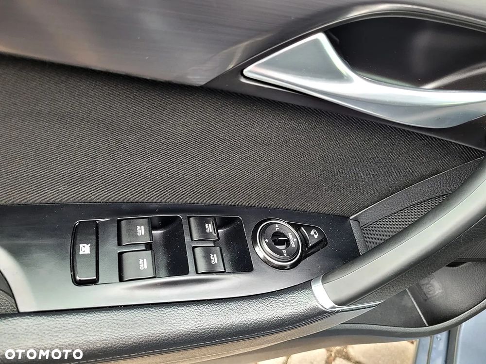 Hyundai i40 Kombi blue 1.7 CRDi Premium - 28