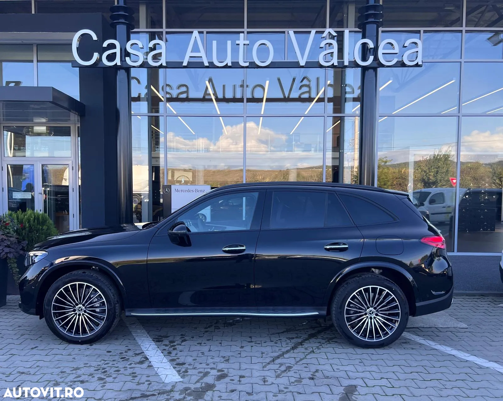 Mercedes-Benz GLC 300 e 4MATIC - 4