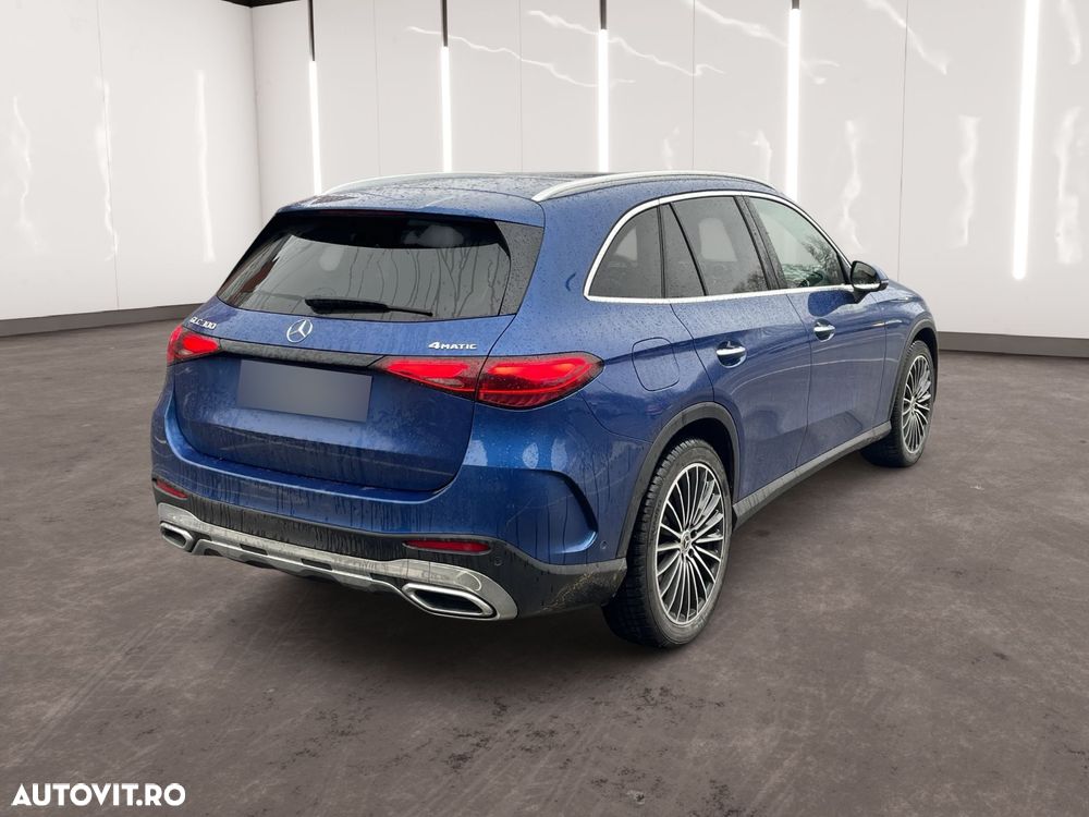 Mercedes-Benz GLC 300 4MATIC MHEV - 3