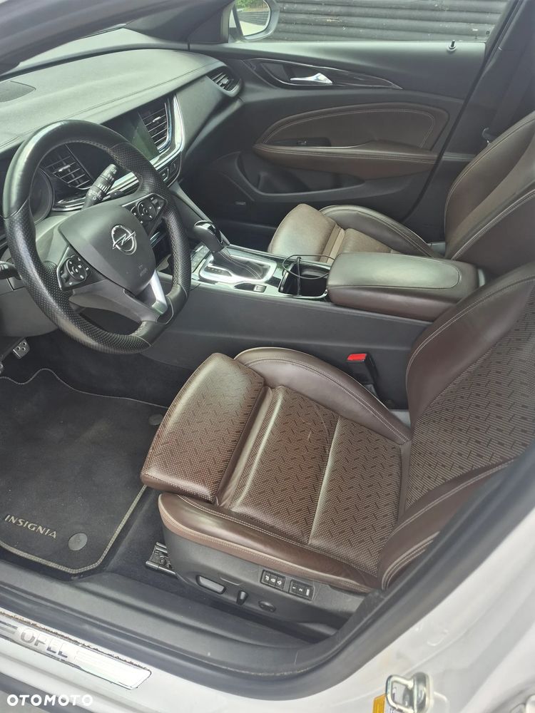 Opel Insignia 2.0 T 4x4 Exclusive S&S - 7