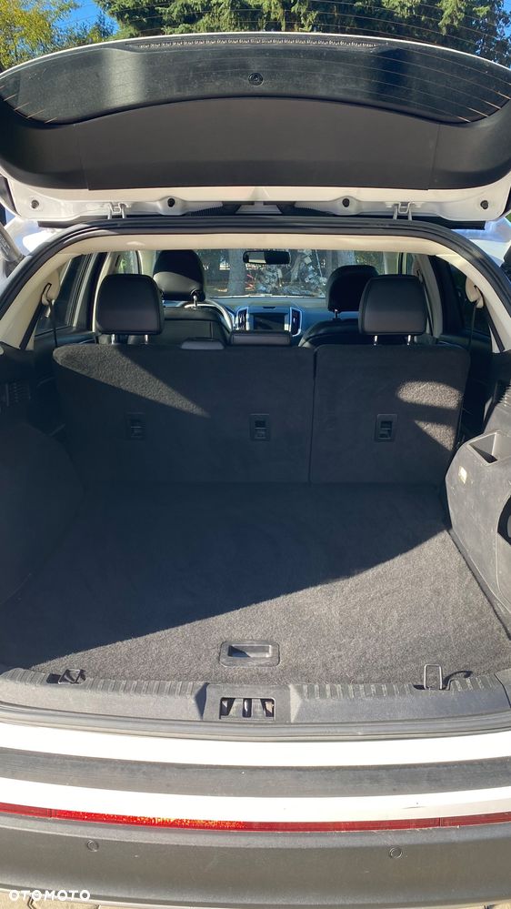 Ford Edge - 12