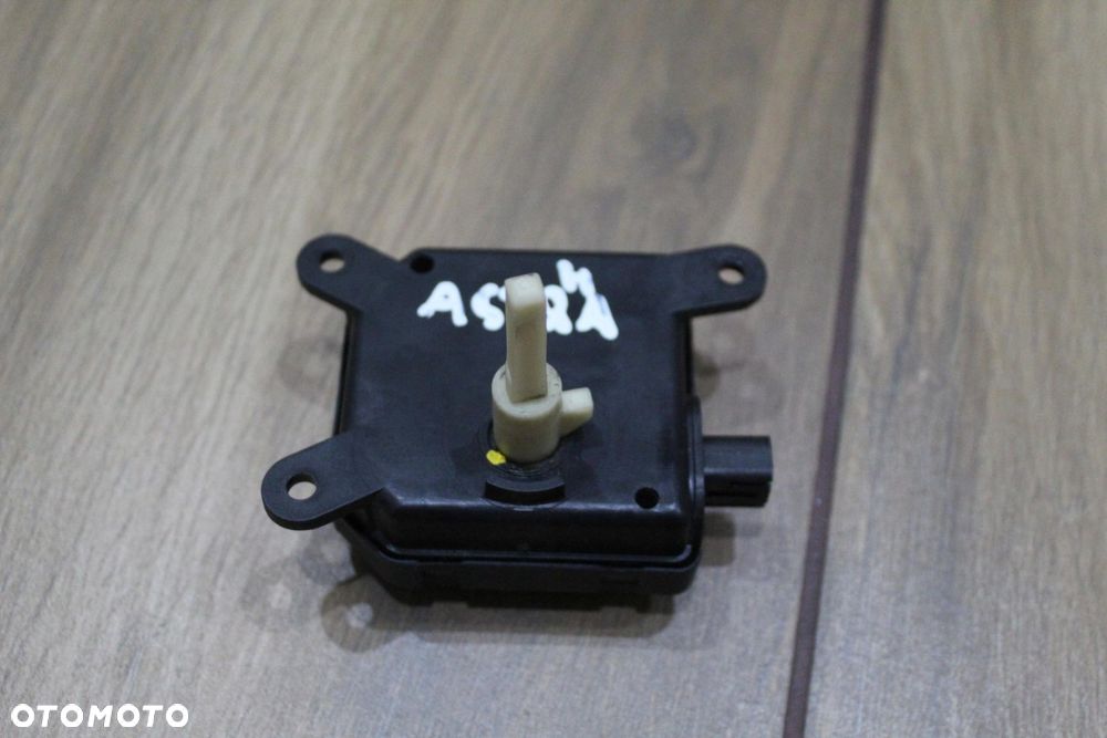 SILNICZEK NAGRZEWNICY OPEL ASTRA H 52431211 - 3