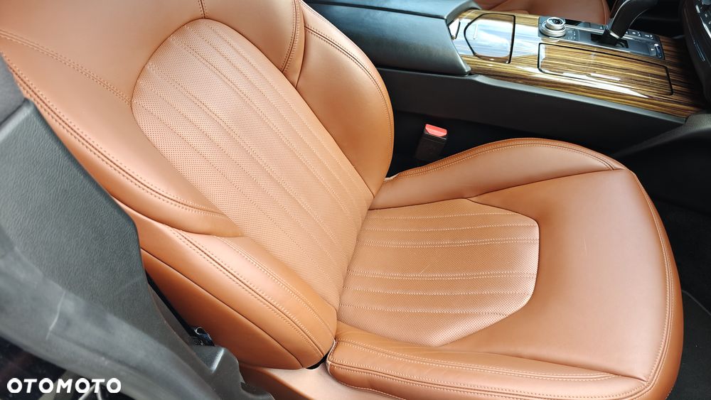 Maserati Ghibli - 12