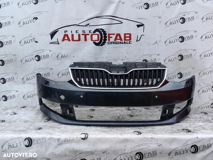 Bara fata Skoda Fabia 3 an 2014-2018 Gauri pentru 4 senzori si spalatoare faruri - 1