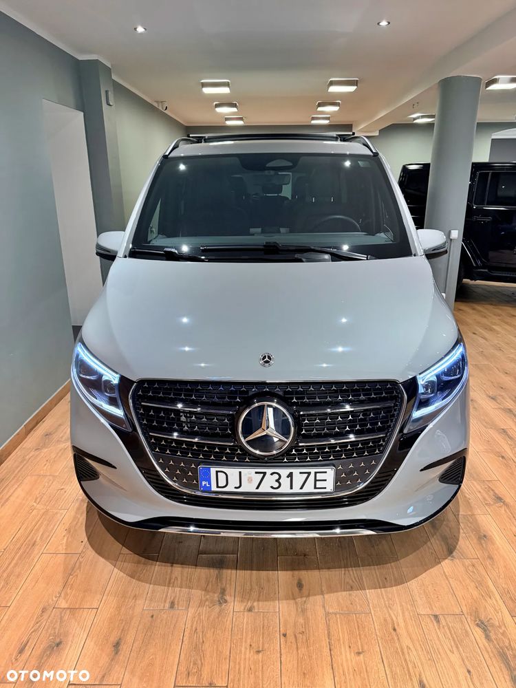 Mercedes-Benz Klasa V 300 d 4-Matic 9G-Tronic Exclusive (d³ugi) - 28