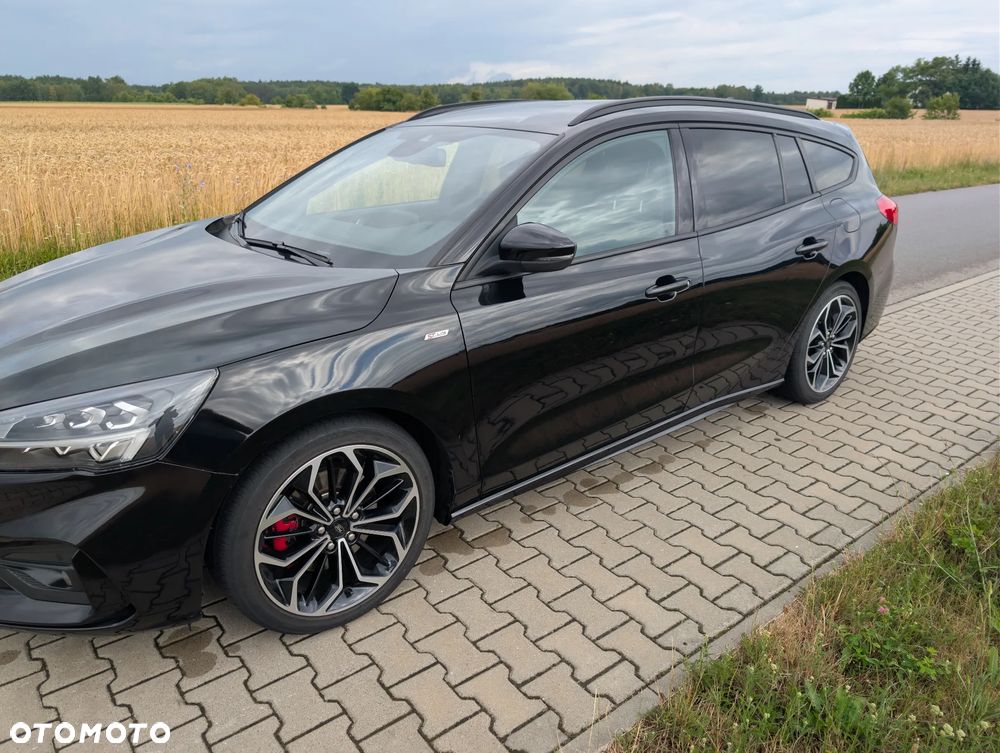 Ford Focus 1.5 EcoBlue Start-Stopp-System ST-LINE X - 9