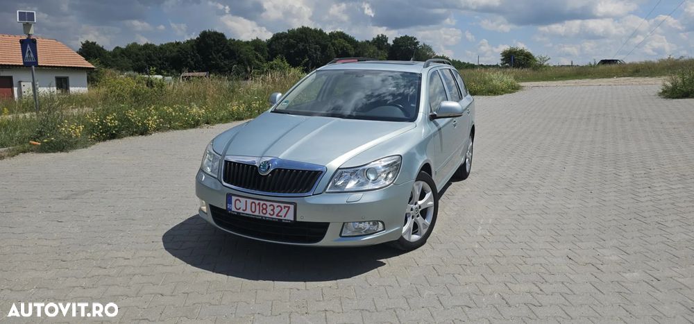 Skoda Octavia 1.6 TDI ELEGANCE DSG - 2