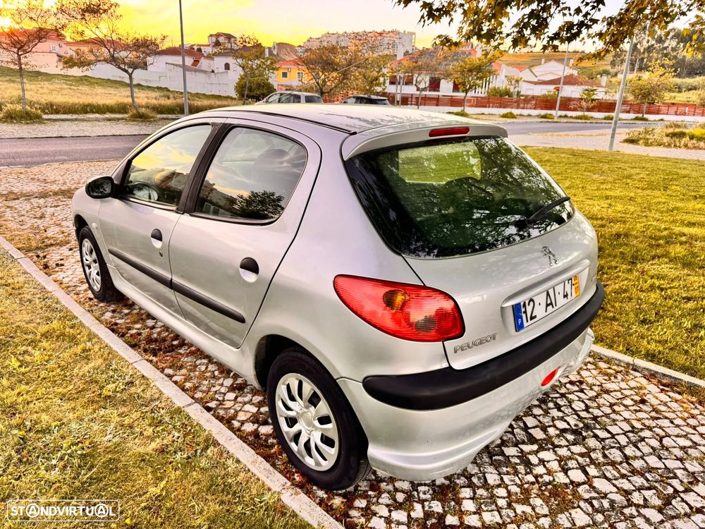 Peugeot 206 1.1 Black & Silver - 5