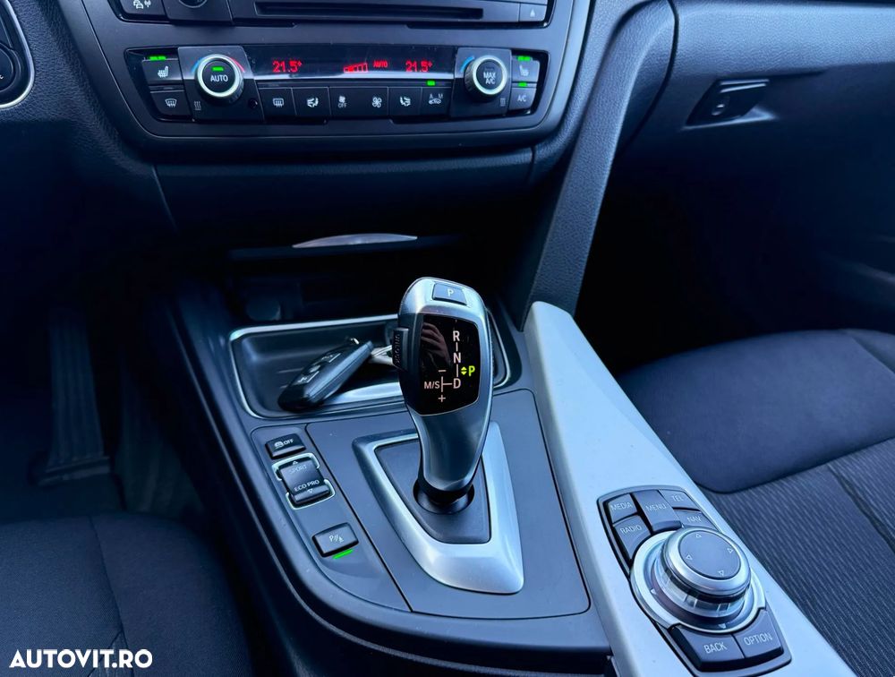 BMW Seria 3 318d Aut. - 16