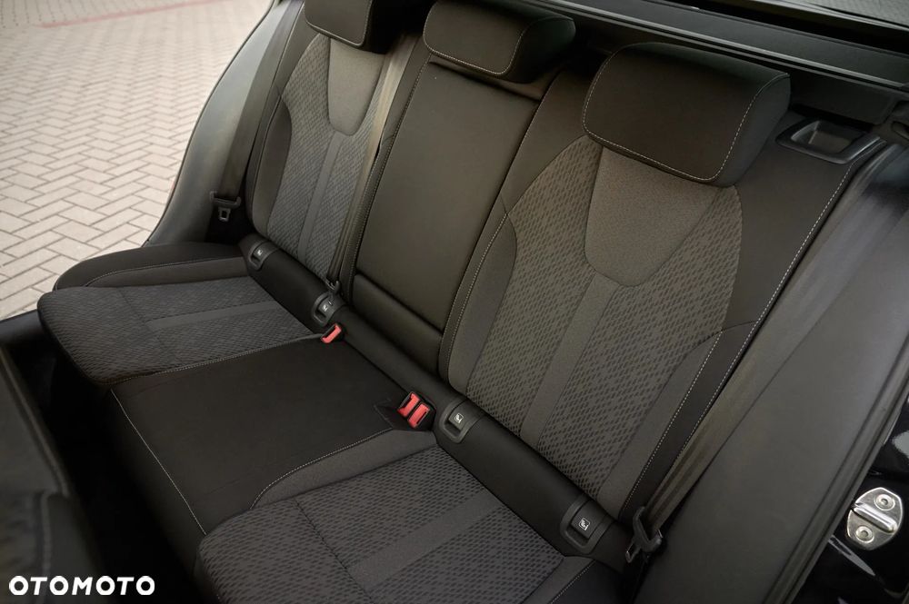 Skoda Octavia 2.0 TDI Style DSG - 32