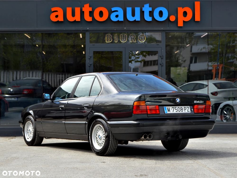 BMW Seria 5 540i - 7