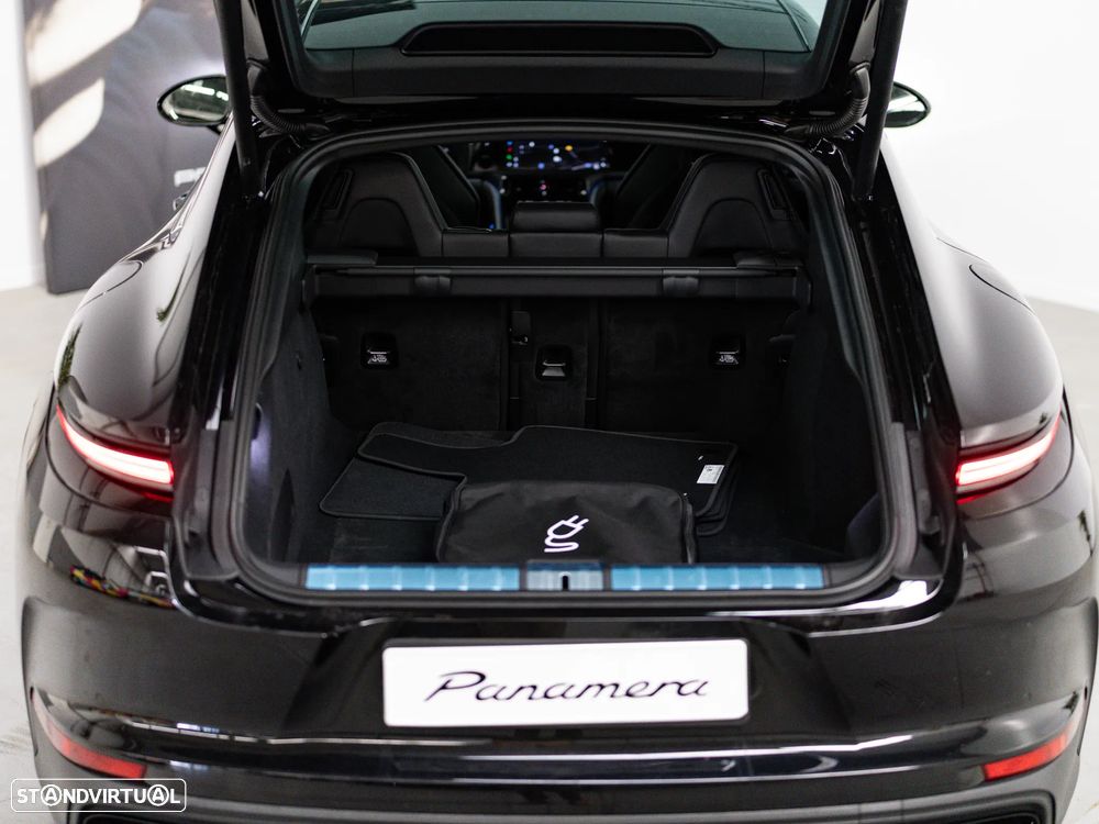 Porsche Panamera 4 E-Hybrid - 9