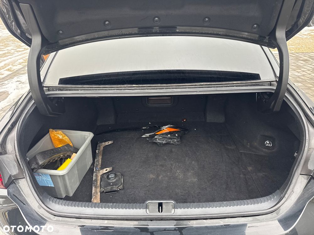 Lexus ES 300h Prestige - 38