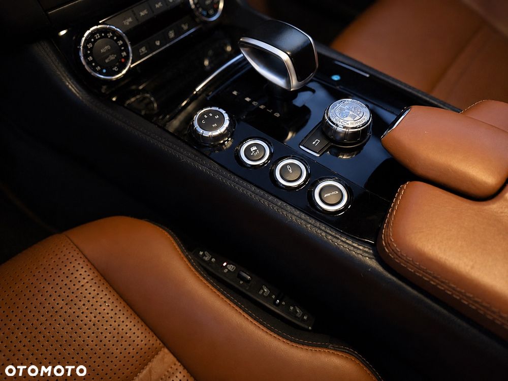Mercedes-Benz CLS 63 AMG - 27