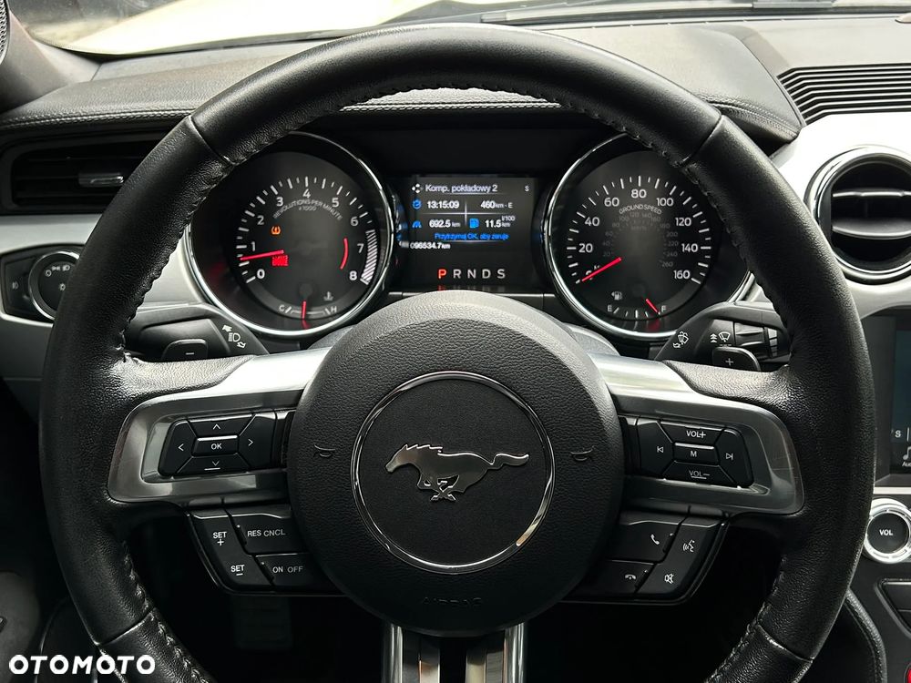 Ford Mustang 5.0 V8 GT - 14