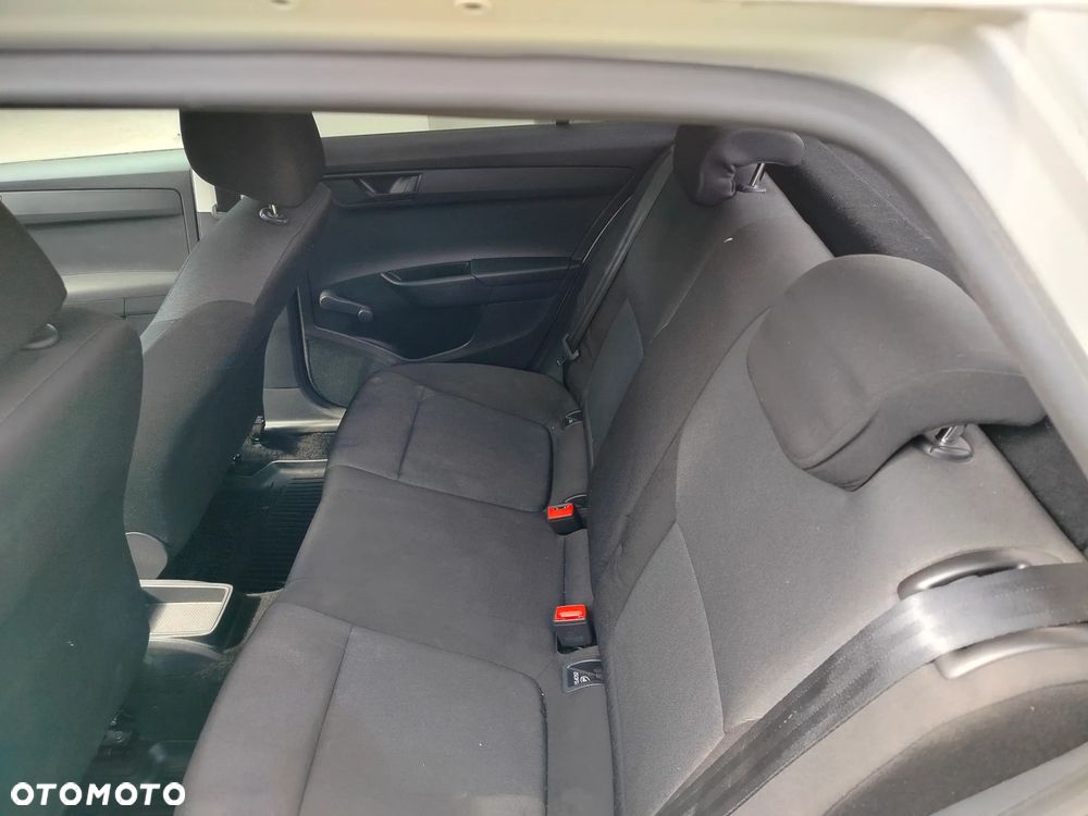 Skoda Fabia 1.0 Ambition - 26