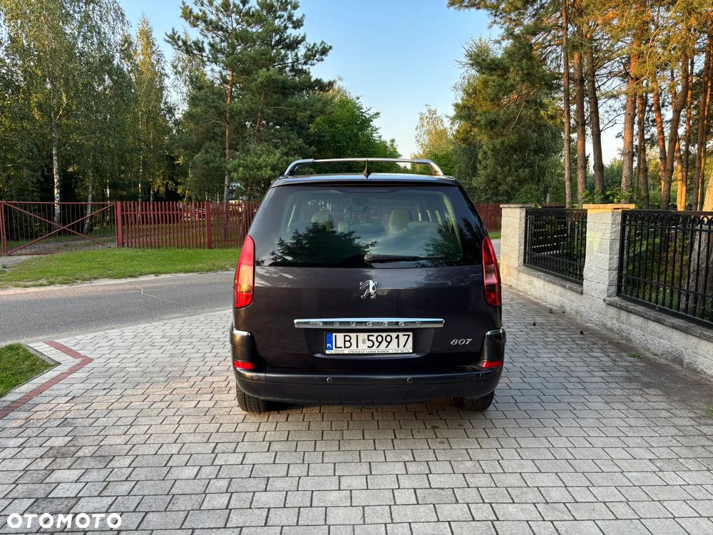 Peugeot 807 HDi 170 Bi-Turbo Automatik Platinum Pullmann - 6