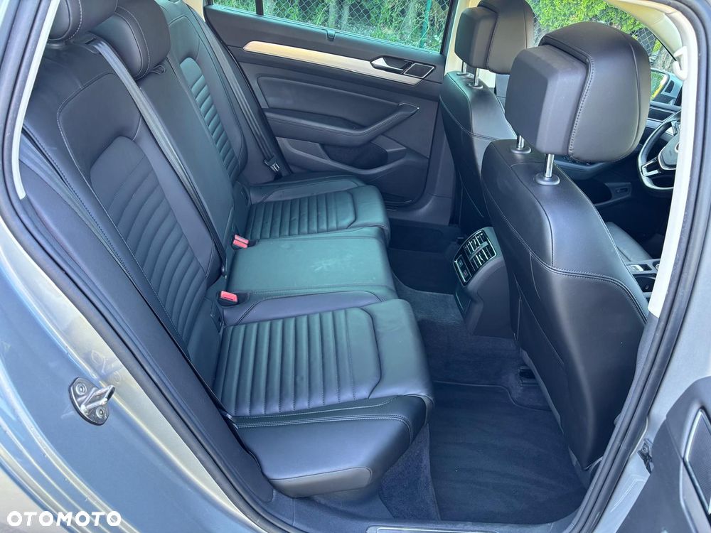 Volkswagen Passat 1.8 TSI BMT Highline DSG - 18