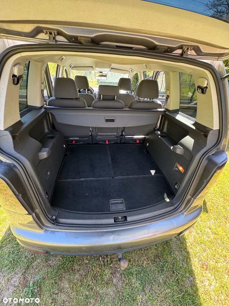 Volkswagen Touran 2.0 TDI DPF Cross - 7