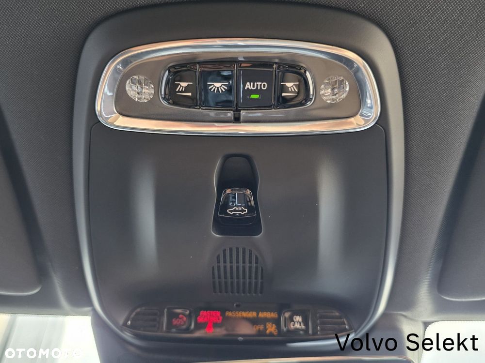 Volvo XC 60 - 30