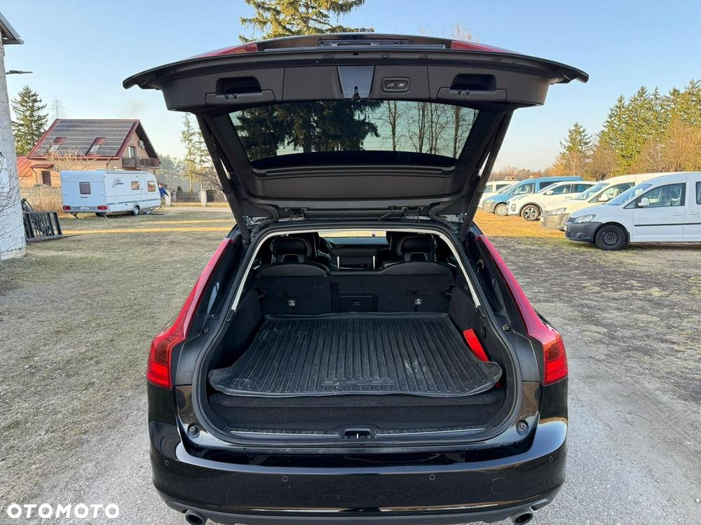 Volvo V90 T5 Momentum - 40