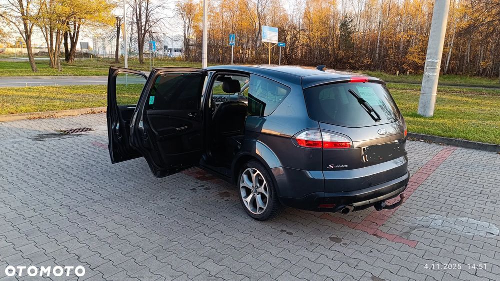 Ford S-Max 2.5 Titanium - 24