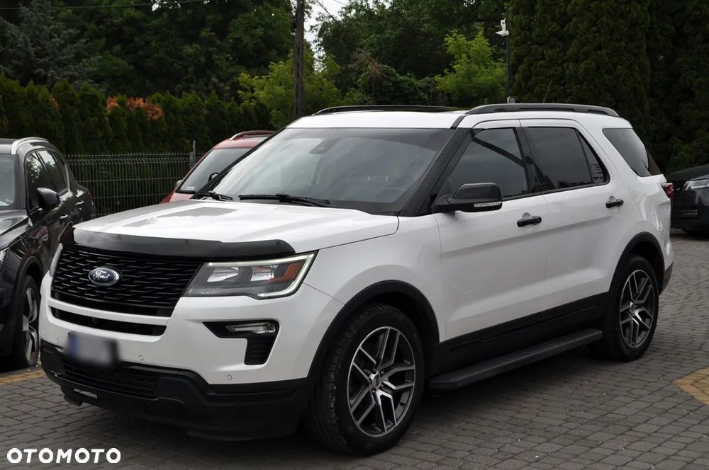 Ford Explorer - 3
